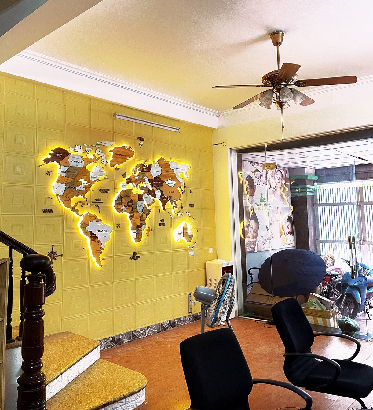 Bản Đồ Thế Giới Bằng Gỗ 3D - Mix 6 màu - LED (Flower) photo review