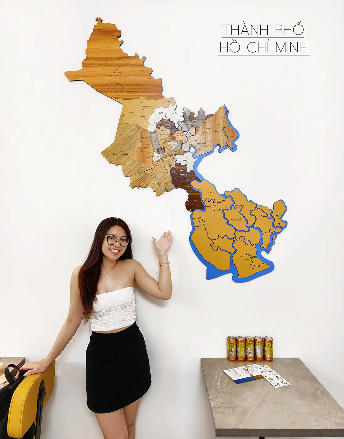 Bản đồ gỗ Hồ Chí Minh 3D trang trí phòng khách