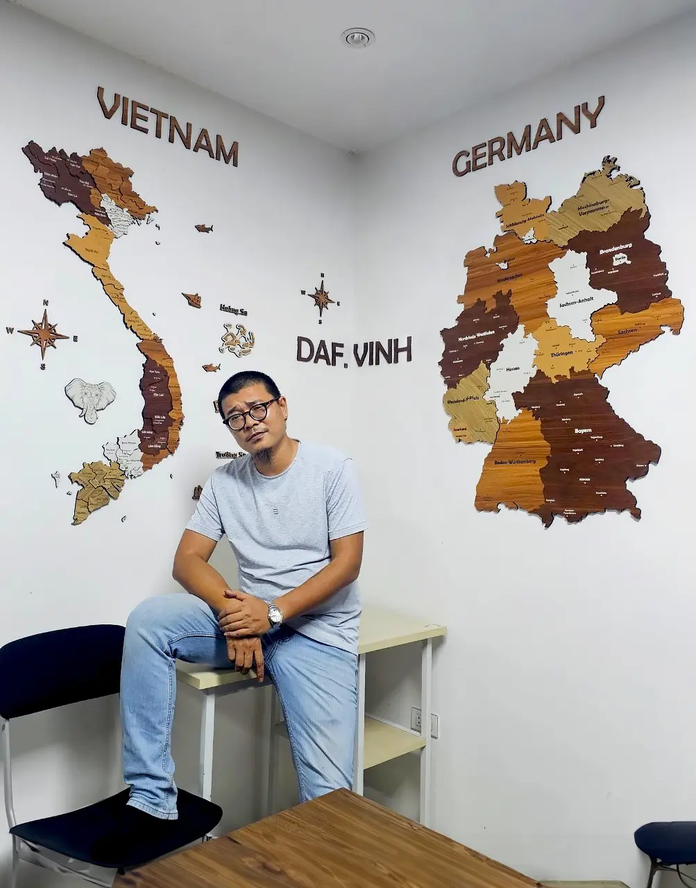 Bản đồ Việt Nam bằng gỗ 3D với chi tiết tỉ mỉ